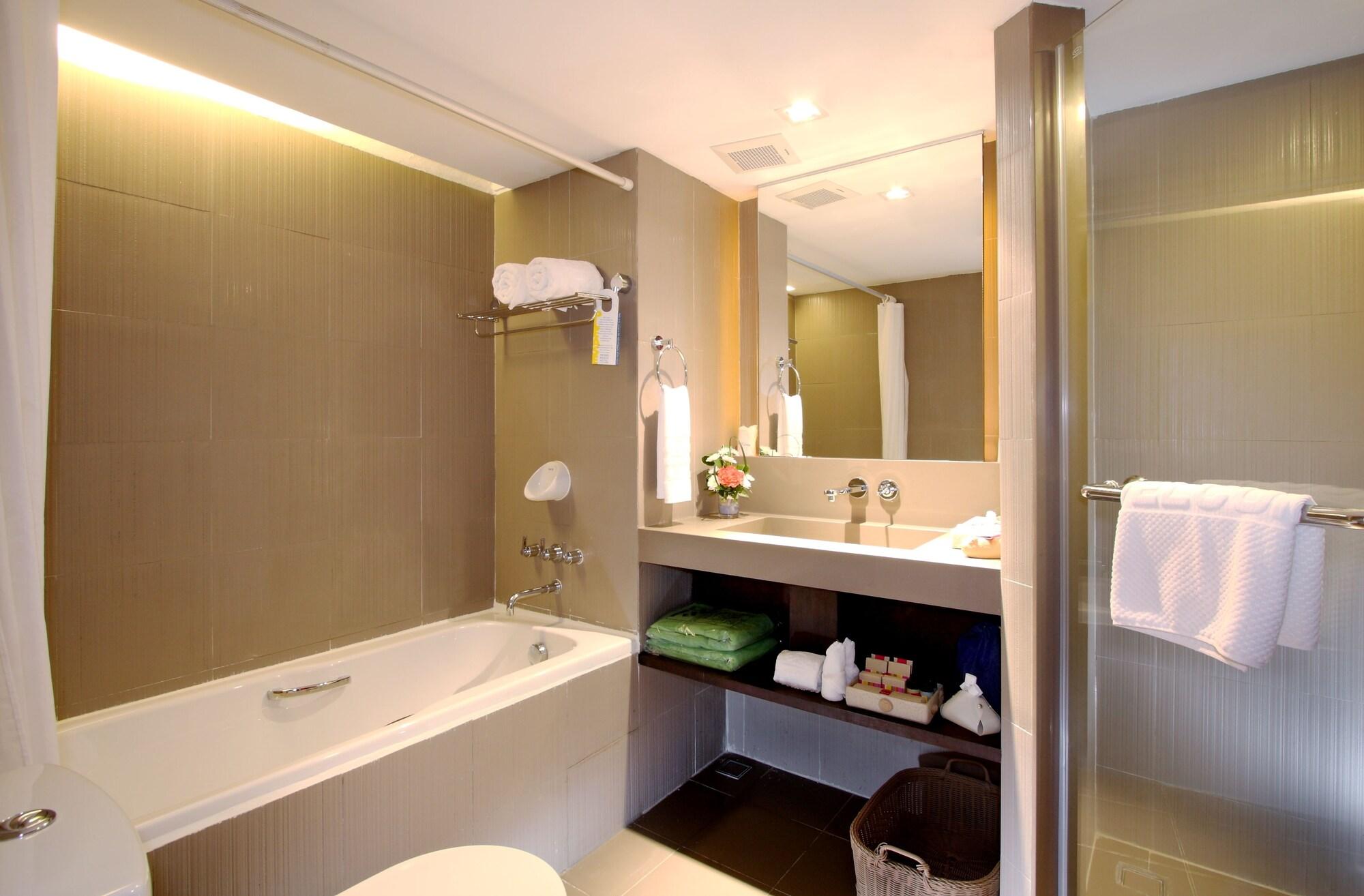 Hotell Patong Beach Hotel Patong