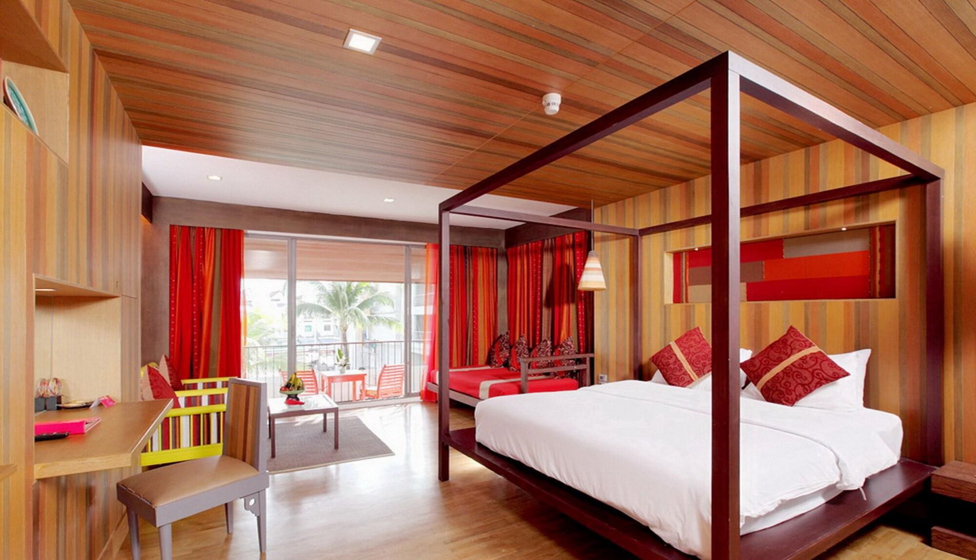 Patong Beach Hotel Hotell 4*