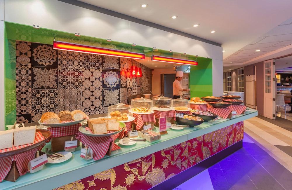 Hotell Patong Beach Hotel 4*