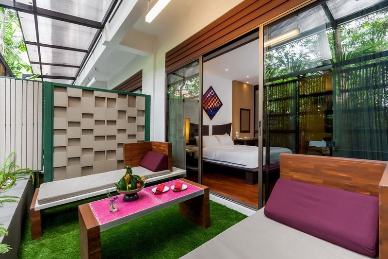 Hotell Patong Beach Hotel